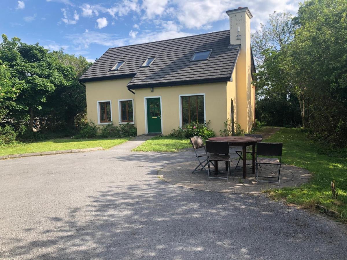 Letterfrack Farm Lodge House In Letterfrack Village Connemara Buitenkant foto